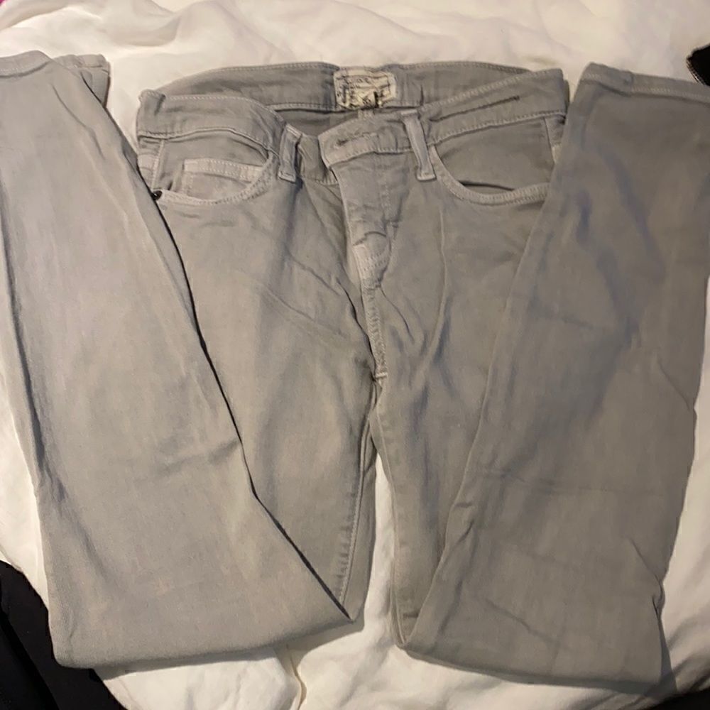 Currentelliotlight Grayjeans